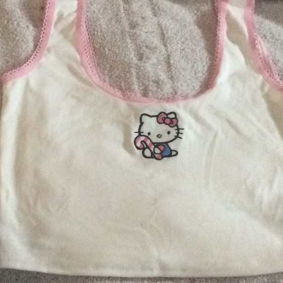 Hello kitty Cropped Tank Top - Picture 1 of 2